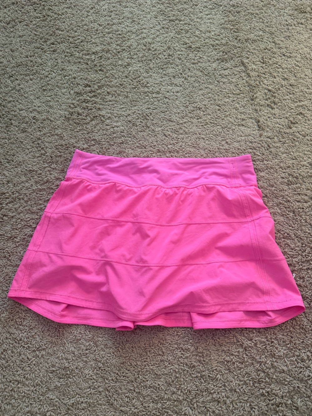 Lulu pace rival skirt